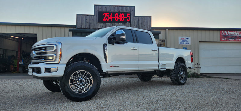 2025 Ford F350 (SRW)